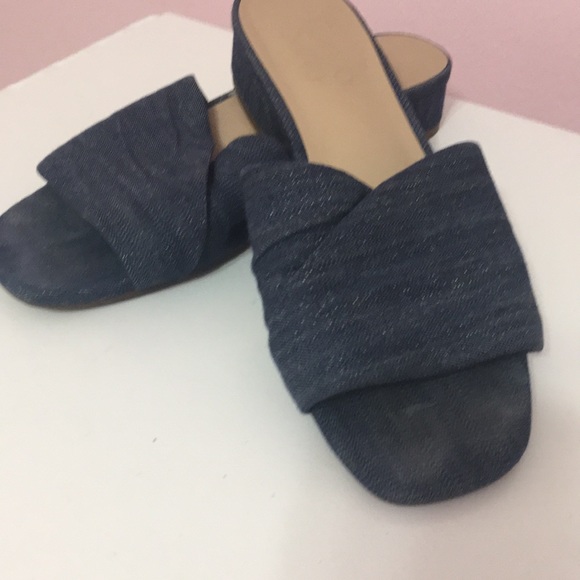 Sandals - Picture 5 of 5